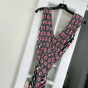 DVF vintage jersey wrap. 💯 silk. Worn once. New Year’s Eve perfect!